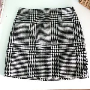 Houndstooth Skirt